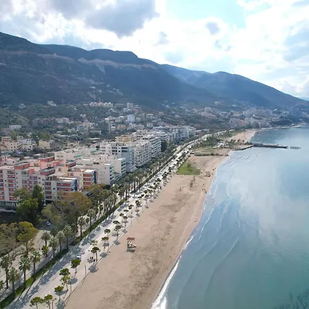 ホテル Elmar Comfort