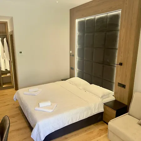 Elmar Comfort ホテル Vlorë