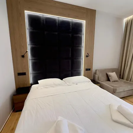 ホテル Elmar Comfort 4*