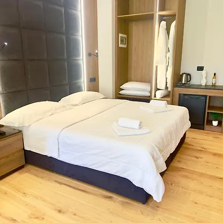 Elmar Comfort ホテル 4*