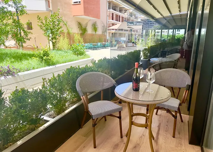 Elmar Comfort Hotel Vlorë